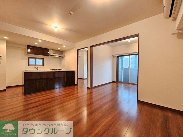 ディアレイシャス港区海岸の物件内観写真